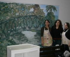 Aupex tem artista plástica como aluna do curso de Artes Visuais 