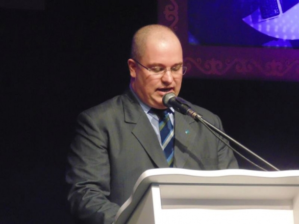 Professor oferece curso de oratória gratuito para alunos Aupex