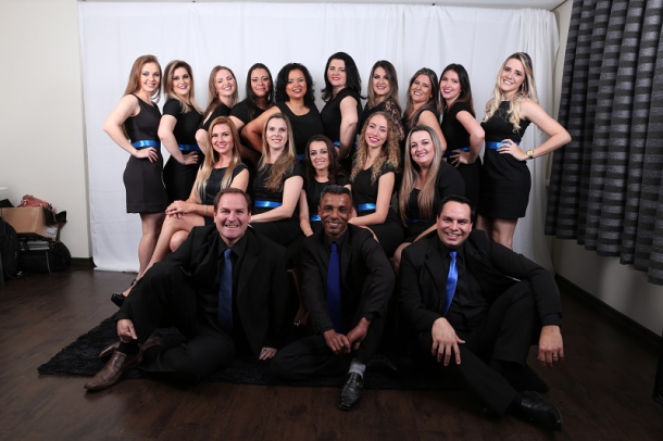 Alunos da Aupex festejam formatura neste sábado (25/2)