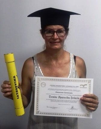Inspire-se na história de Denise e conquiste o diploma de graduação na Aupex